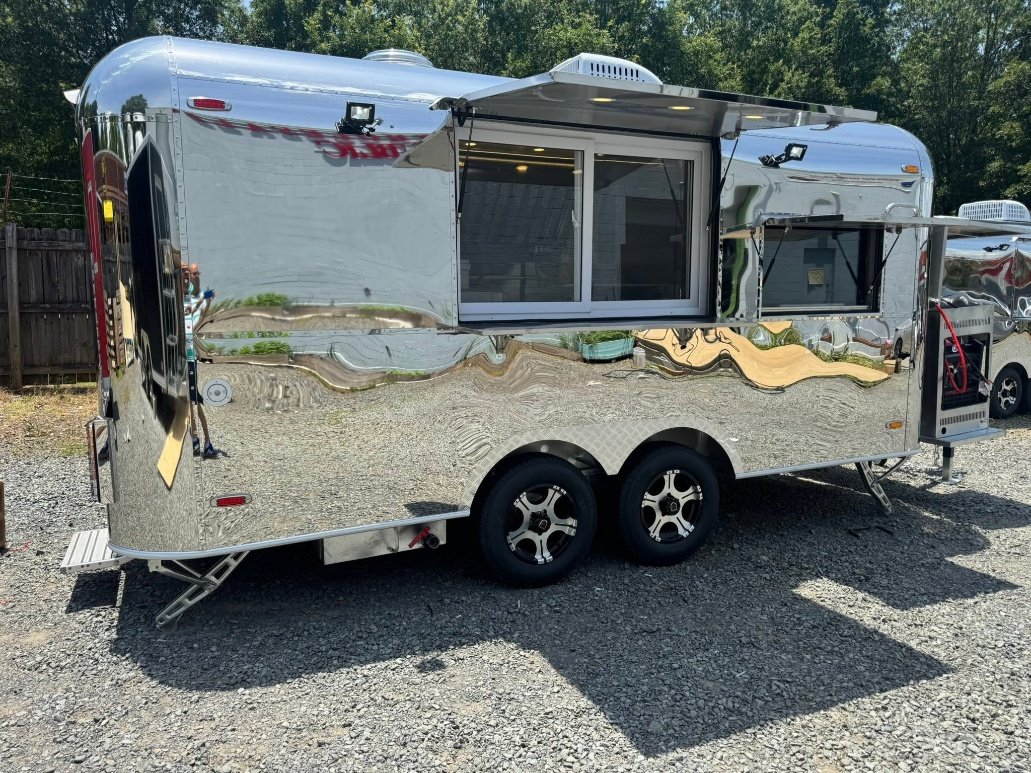 14 ft Coffee & Kitchen